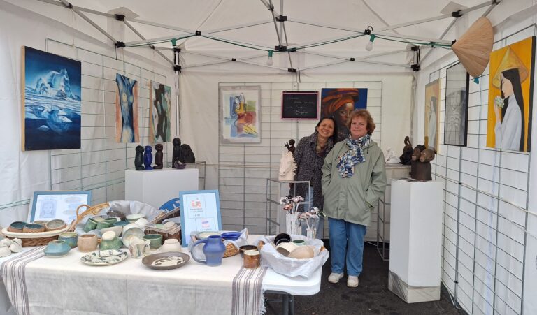 Stand avec Véronique Véron-Larcher